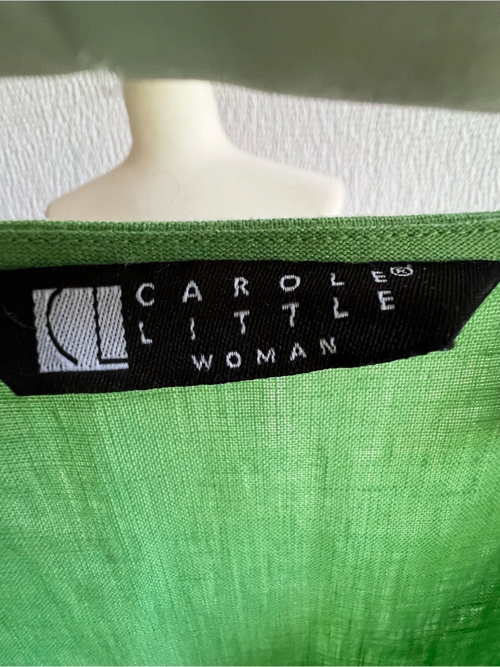 Carole Little Green Top 2X Solid Embroidered Vneck 3/4 Slv Pullover Shirt - Picture 6 of 10